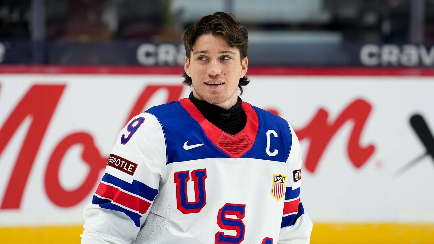 Boston College’s Ryan Leonard Scores in U.S. National Junior Team’s 4-1 Win Over Canada