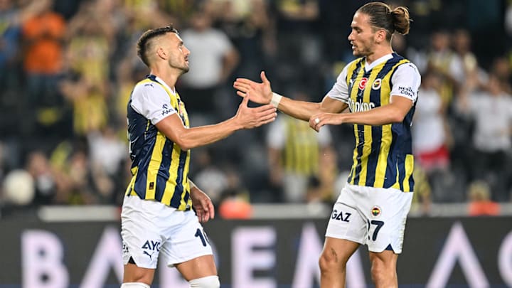 Miguel Crespo ile Dusan Tadic'in gol sevinci