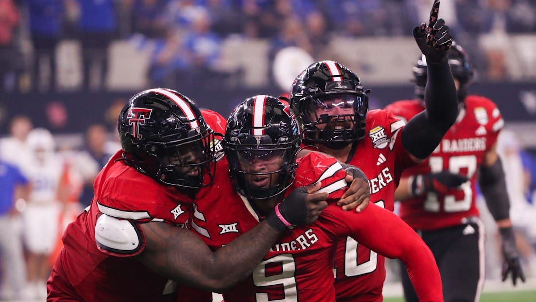 Texas Tech players Lee Hunter Texas Tech players Lee Hunter