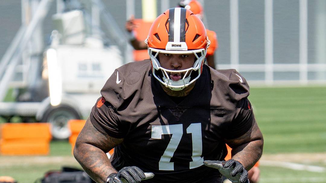 Tytus Howard during a drill at the Browns mini camp in Berea on April 21, 2026. Tytus Howard during a drill at the Browns mini camp in Berea on April 21, 2026.