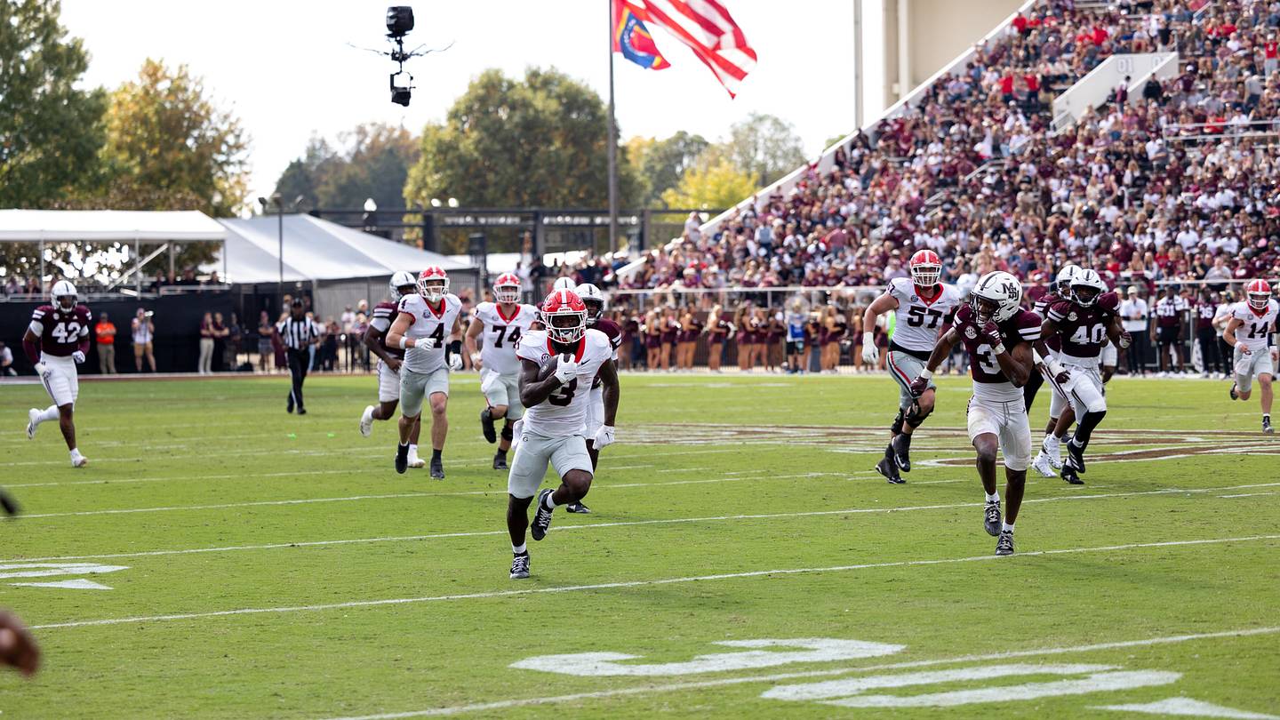 Georgia Bulldogs Domintate Mississippi State