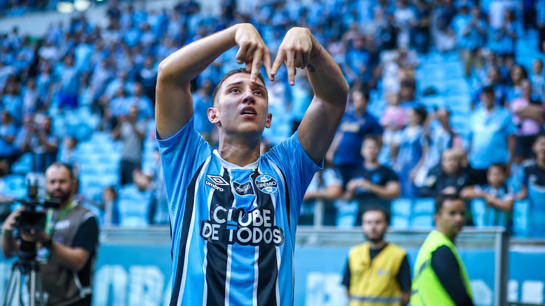 Monsalve segue como titular do time tricolor