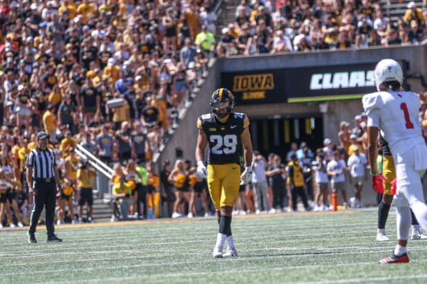 Iowa S Sebastian Castro (Rob Howe/HN) 