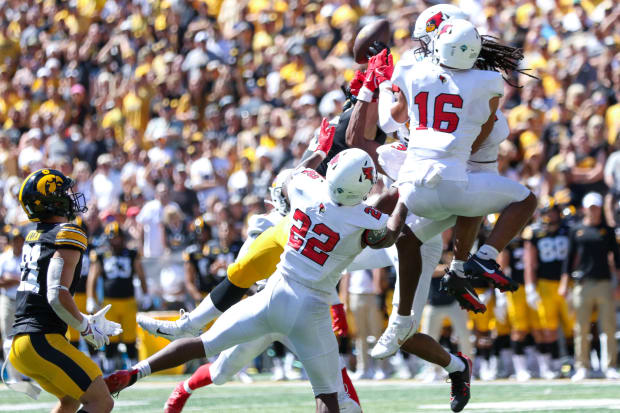 Pass breakup (Rob Howe/HN) 