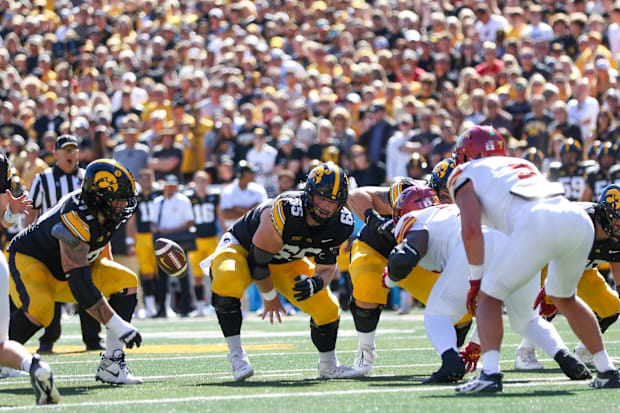 Iowa C Logan Jones. (Rob Howe/HN) 