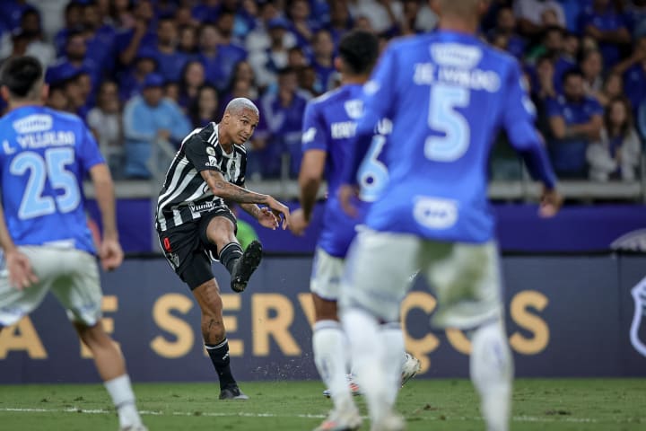 Deyverson, camisa 9 do Atlético-MG em 202