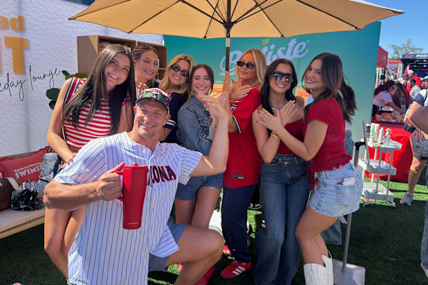 XANDRA, Camille Kostek, Rob Gronkowski and U of A students