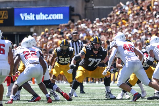 Iowa OL Connor Colby (Rob Howe/HN) 