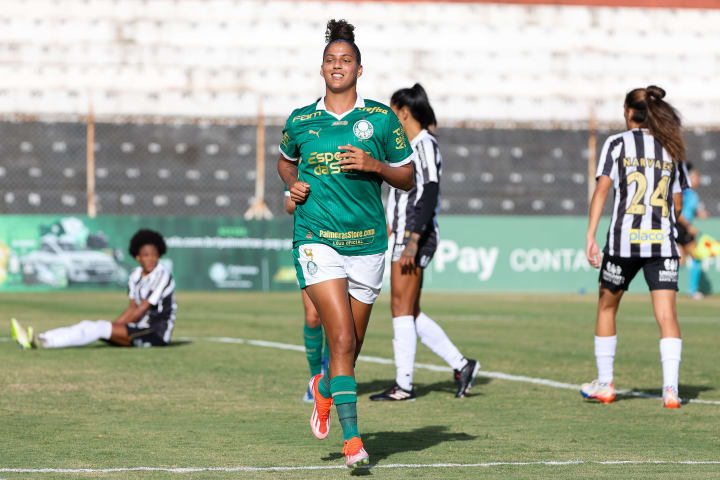 Amanda Gutierres, atacante do Palmeiras em 2024