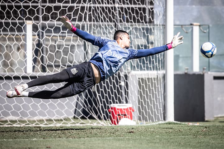 Gabriel Brazão, goleiro do Santos