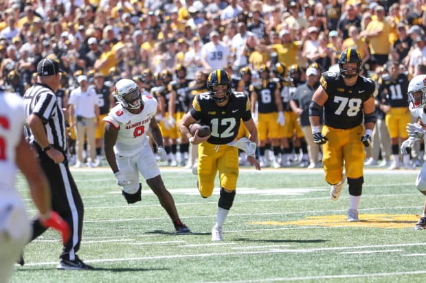 Iowa QB Cade McNamara (Rob Howe/HN) 