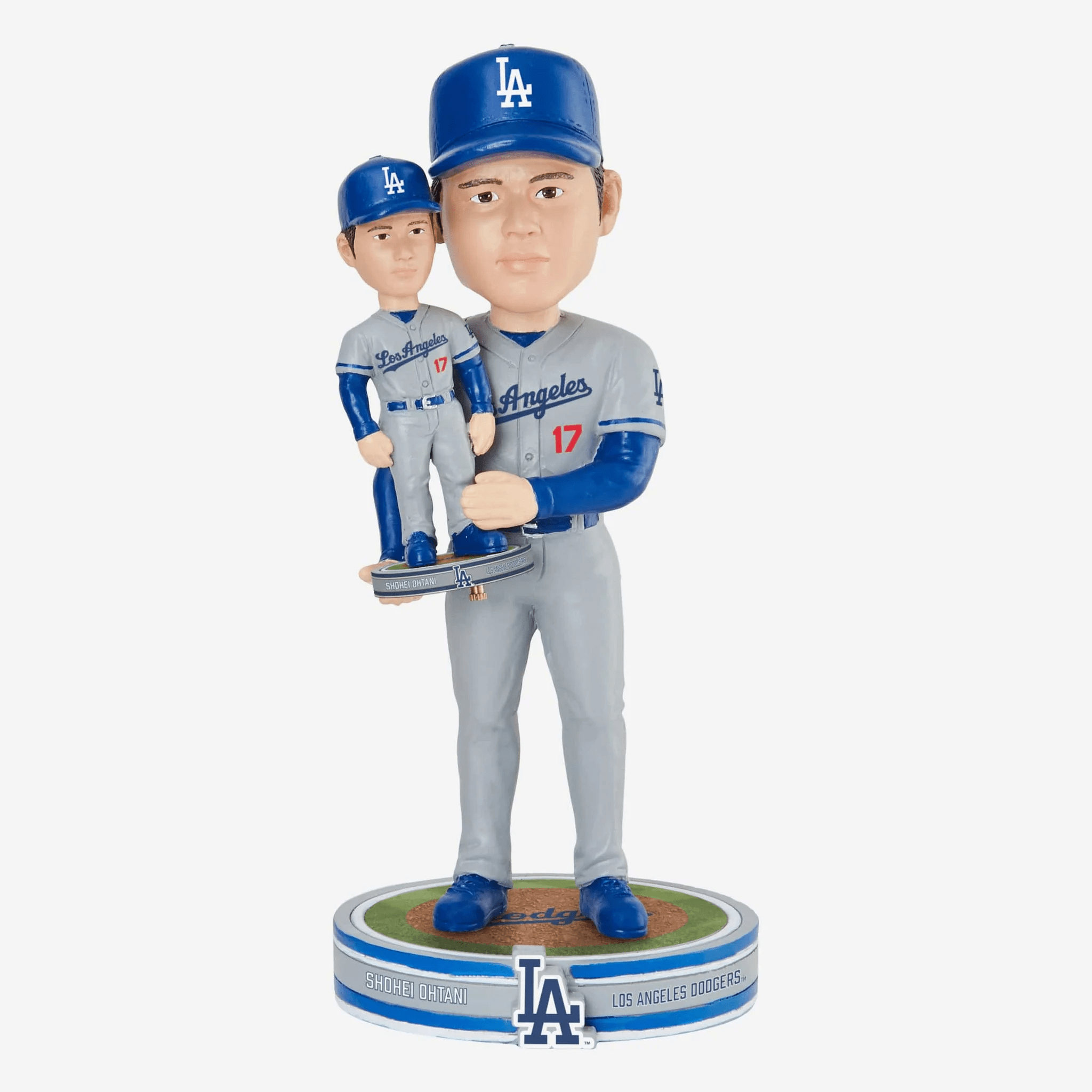 大谷翔平 OHTANI DOUBLE BOBBLEHEAD This Shohei Ohtani double-bobblehead is awesome