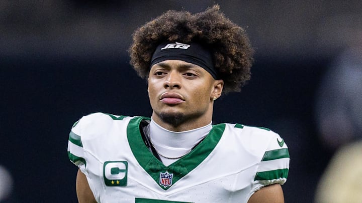 New York Jets quarterback Justin Fields