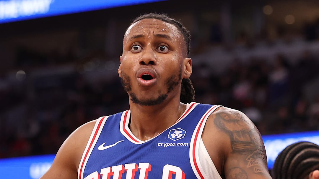 Philadelphia 76ers v Chicago Bulls