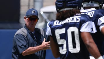 Jul 30, 2024; Oxnard, CA, USA; Dallas Cowboys defensive coordinator Mike Zimmer during training camp at the River Ridge Playing Fields in Oxnard, California. Mandatory Credit: Jason Parkhurst-USA TODAY Sports
