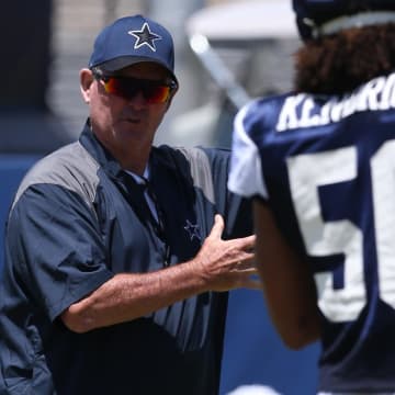 Jul 30, 2024; Oxnard, CA, USA; Dallas Cowboys defensive coordinator Mike Zimmer during training camp at the River Ridge Playing Fields in Oxnard, California. 