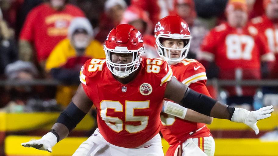 Is Franchise Tagging Chiefs OL Trey Smith the Right Move?