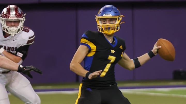 Humboldt's Coen Matson led the Wildcats past Mount Vernon and into the Class 3A championship game Saturday night.