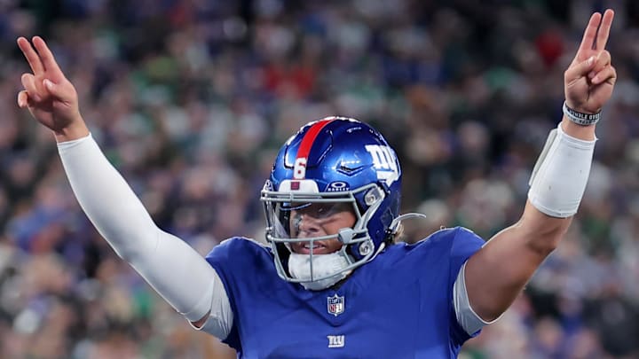 Oct 9, 2025; East Rutherford, New Jersey, USA; New York Giants quarterback Jaxson Dart (6) celebrates after a touchdown against the Philadelphia Eagles during the fourth quarter of the game at MetLife Stadium. Mandatory Credit: Brad Penner-Imagn Images