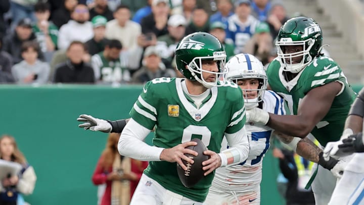 Aaron Rodgers during the Jets' 28–27 loss to the Colts on Nov. 27, 2024.
