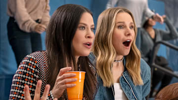 Nobody Wants This. Jackie Tohn as Esther, Kristen Bell as Joanne