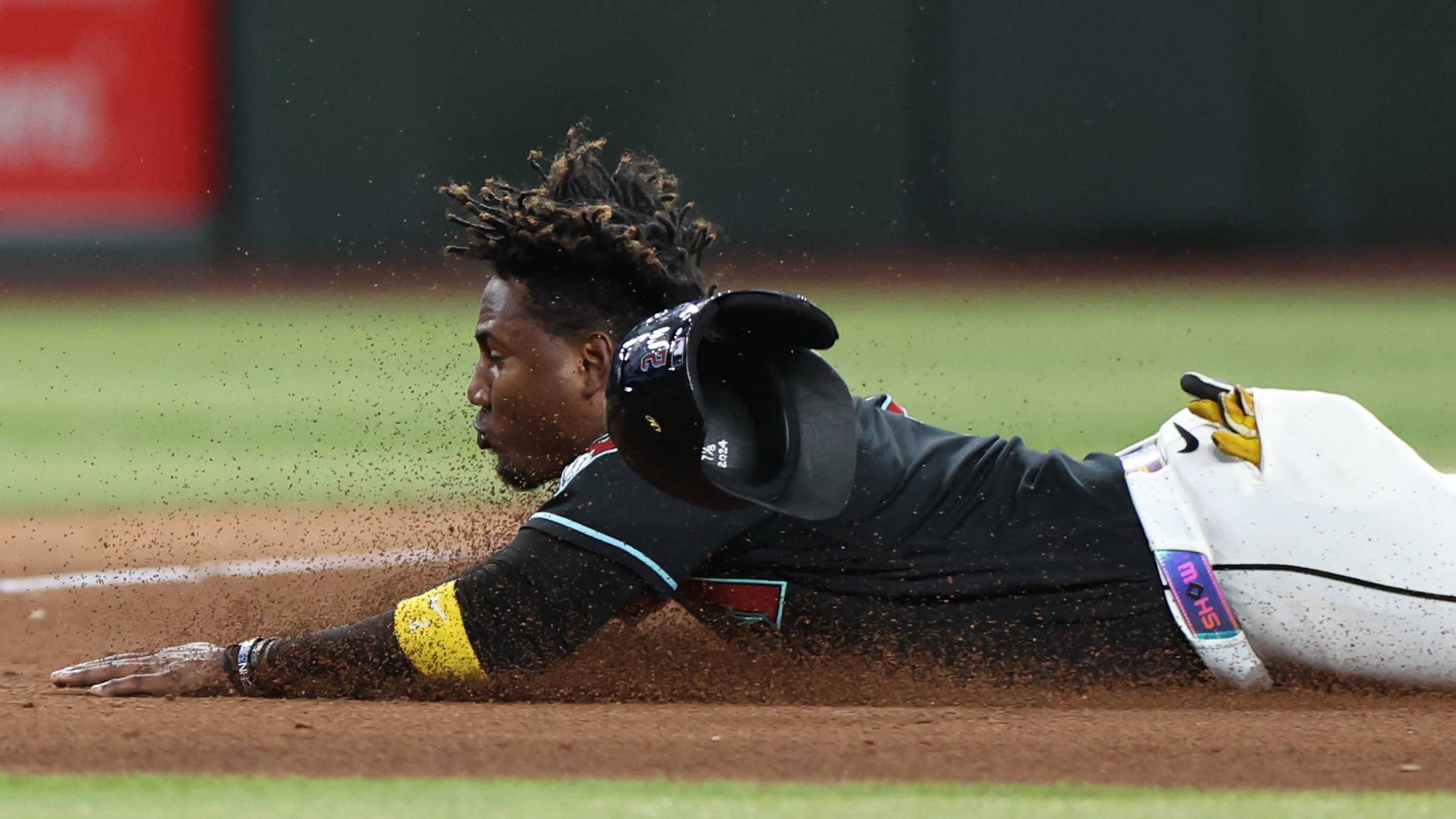 Geraldo Perdomo Leaves Diamondbacks Game With Injury