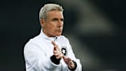 Time de Luís Castro vinha de maus resultados na temporada