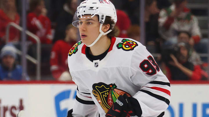 Chicago Blackhawks v Detroit Red Wings