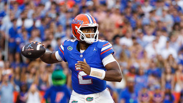 Gators quarterback DJ Lagway was 10-for-15 on passes thrown on first down, which set up Florida for success in later downs.