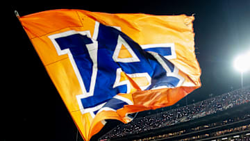 Four Auburn football alumni made over $150 million during the first few days of NFL free agency's legal tampering period