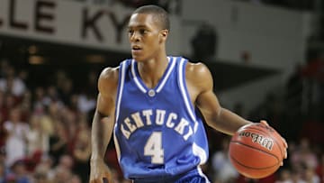 Louisville Cardinals v Kentucky Wildcats