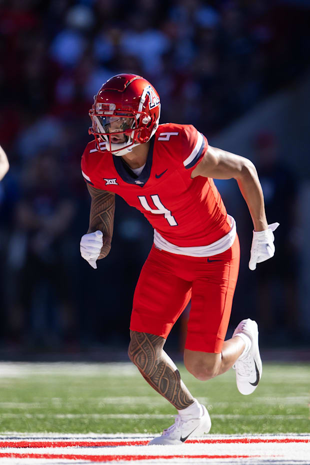 Arizona Wildcats wide receiver Tetairoa McMillan against the Arizona State Sun Devil