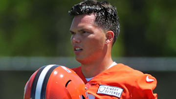 Cleveland Browns quarterback Dillon Gabriel (5) gets ready during day two of NFL rookie minicamp at the Cleveland Browns training facility on Saturday, May 10, 2025, in Berea, Ohio.