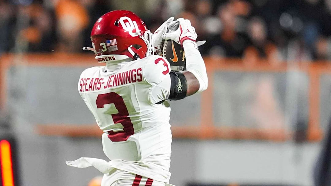 Oklahoma defensive back Robert Spears-Jennings (3) catches an interception at Tennessee, one of three OU takeaways.