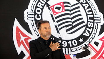 Augusto Melo enfrenta processo de impeachment no Corinthians