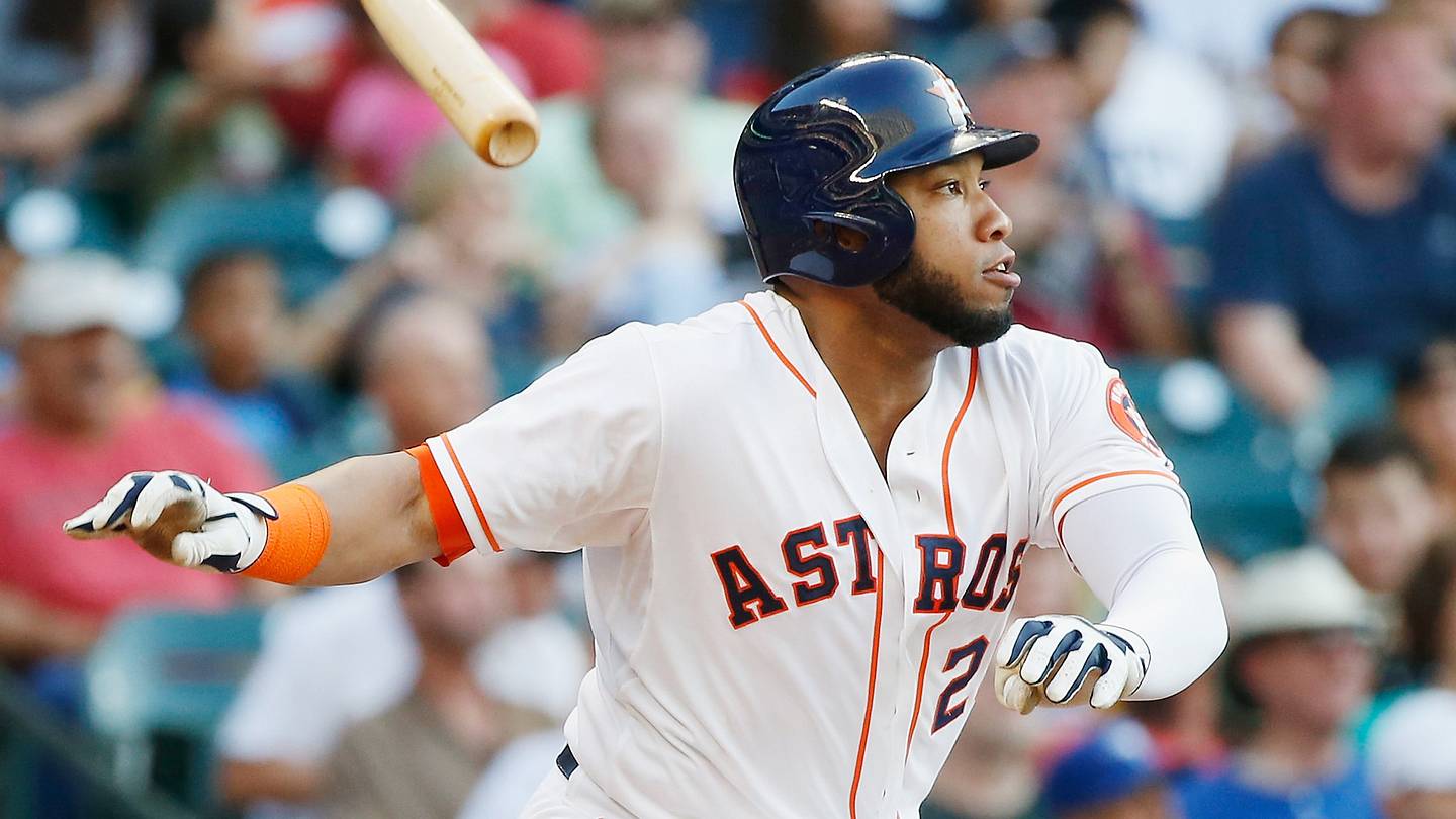 Astros GM's comments add even more confusion to their Jose Abreu situation - Vimarsana News