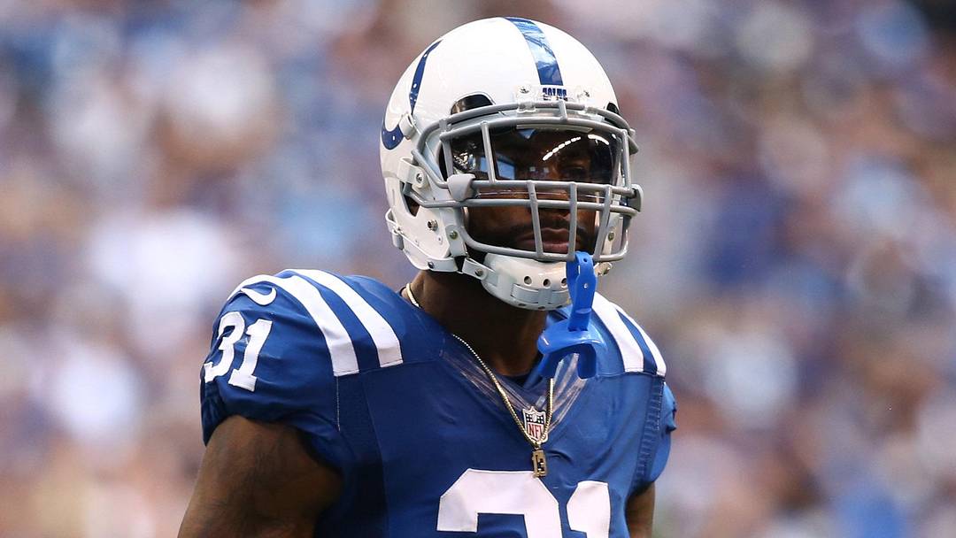 Sep 11, 2016; Indianapolis, IN, USA; Indianapolis Colts defensive back Antonio Cromartie (31) looks on against the Detroit Lions at Lucas Oil Stadium. The Lions won 39-35. Mandatory Credit: Aaron Doster-Imagn Images Sep 11, 2016; Indianapolis, IN, USA; Indianapolis Colts defensive back Antonio Cromartie (31) looks on against the Detroit Lions at Lucas Oil Stadium. The Lions won 39-35. Mandatory Credit: Aaron Doster-Imagn Images