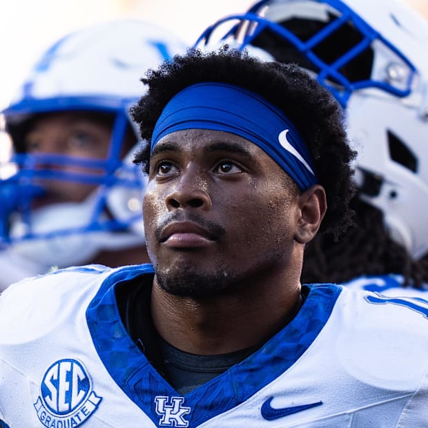 Kentucky Wildcats defensive back Zion Childress looks on during the review of a Texas Longhorns touchdown