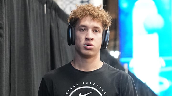 Indiana Pacers guard Taelon Peter (4) enters Frost Bank Center before a game against the San Antonio Spurs.