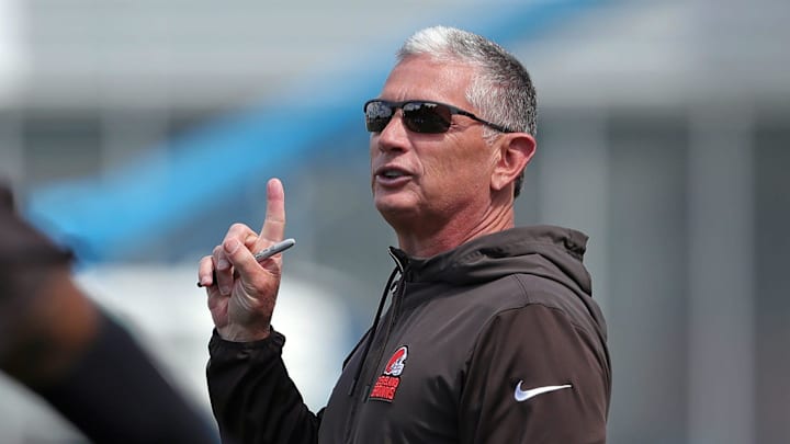 Browns defensive coordinator Jim Schwartz