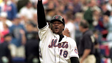 Darryl Hamilton #18...