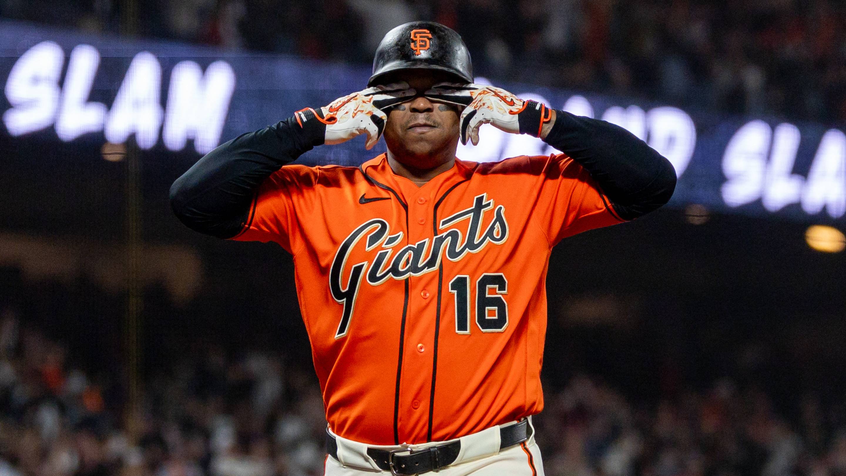 Giants’ Starting Lineup for Game 2 vs. Padres Is Set