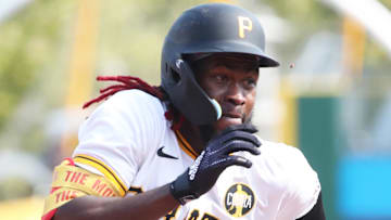Aug 10, 2025; Pittsburgh, Pennsylvania, USA;  Pittsburgh Pirates center fielder Oneil Cruz (15) runs home to score a run on a Cincinnati Reds error during the eighth inning at PNC Park. Mandatory Credit: Charles LeClaire-Imagn Images