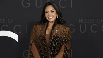 Vanessa Bryant se tomó una fotografía con Bad Bunny tras bambalinas en el concierto que brindó en Los Angeles