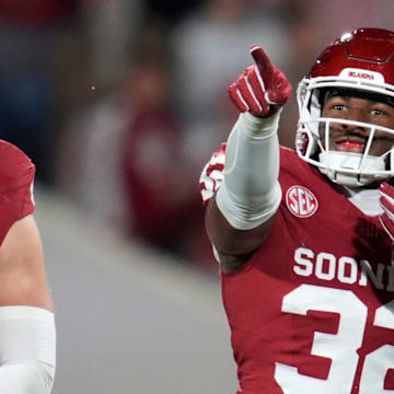 Oklahoma defensive lineman R Mason Thomas