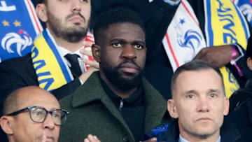 Samuel Umtiti a mal vécu sa blessure au genou au FC Barcelone. Samuel Umtiti a mal vécu sa blessure au genou au FC Barcelone.