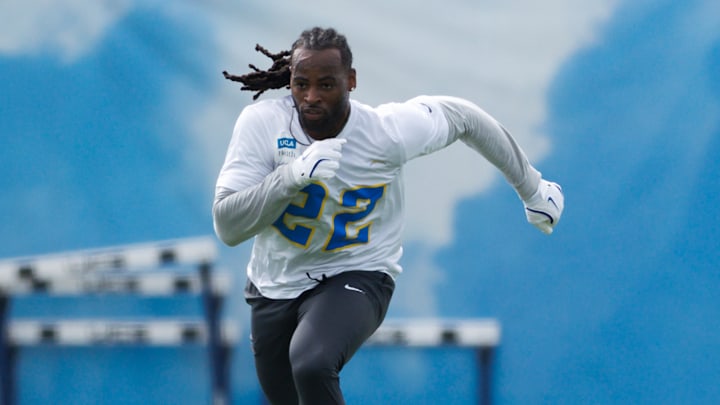 Los Angeles Chargers running back Najee Harris