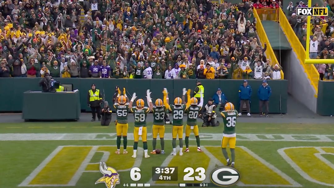 Green Bay Packers defense celebrates with Skol chant after intercepting Vikings QB J.J. McCarthy.