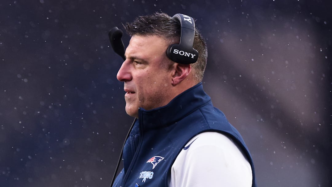 Buffalo Bills v New England Patriots - NFL 2025