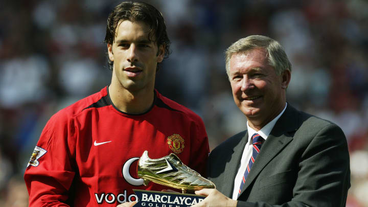 Ruud Van Nistelrooy Awarded Golden Boot Ruud Van Nistelrooy Awarded Golden Boot
